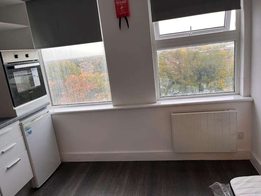 The Serviced Accommodations Гарлоу Екстер'єр фото